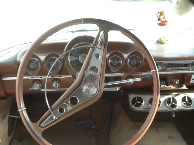 1959 White Chevrolet Bel Air/150/210