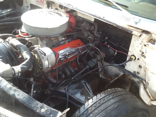 1959 White Chevrolet Bel Air/150/210