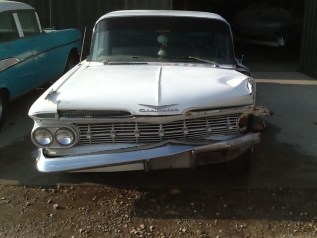 1959 White Chevrolet Bel Air/150/210