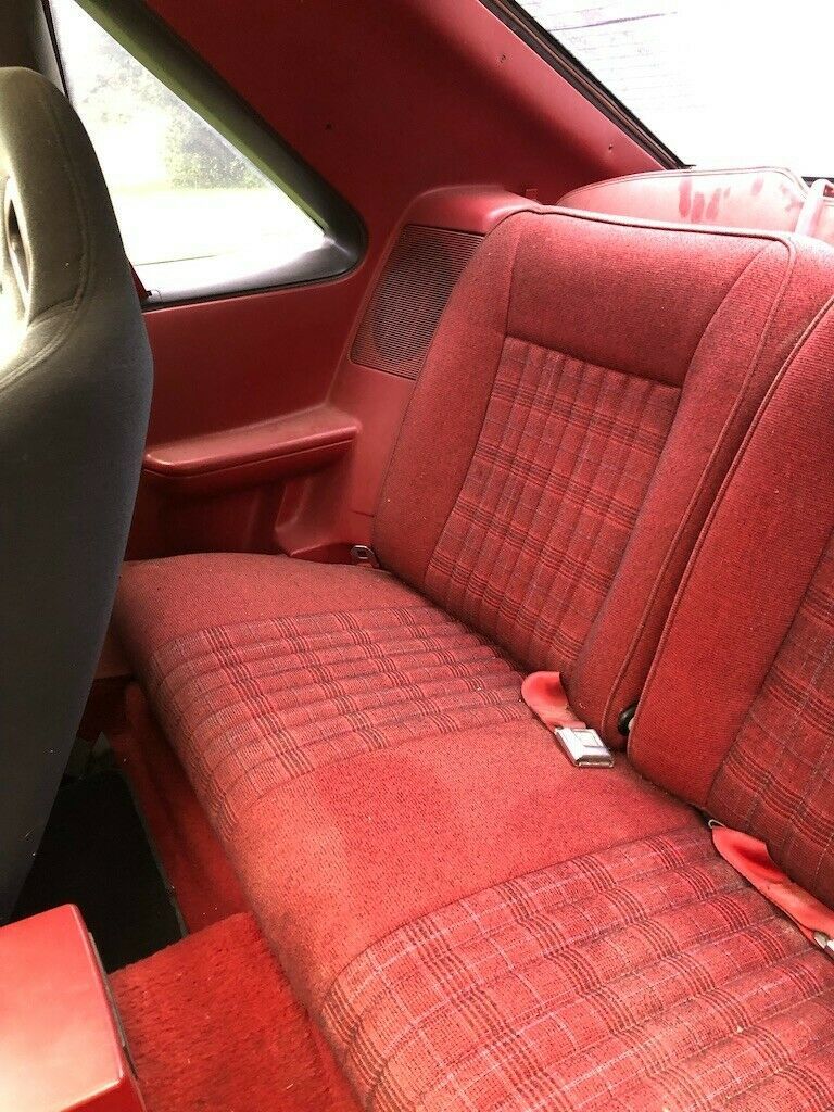 1988 White Ford Mustang Coupe