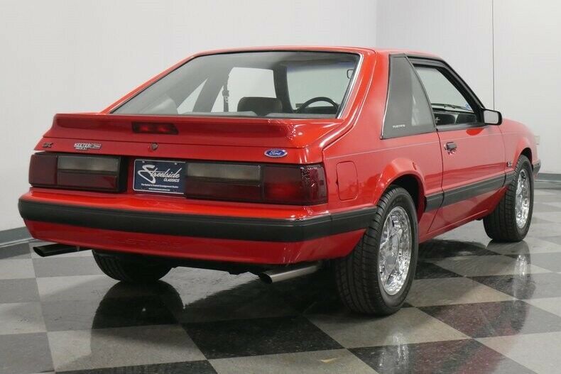 1990 Red Ford Mustang Coupe