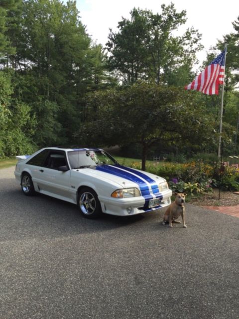 1991 White Ford Mustang Hatchback