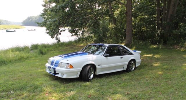 1991 White Ford Mustang Hatchback