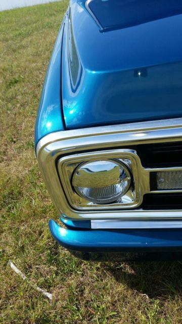 1970 dark blue green terquois Chevrolet C-10 truck