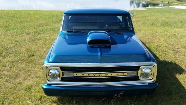 1970 dark blue green terquois Chevrolet C-10 truck