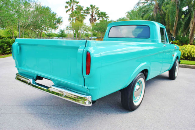 1961 Ford F-100 pickup