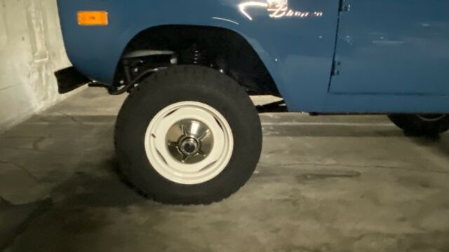 1961 Green Ford F-100 Standard Cab Pickup