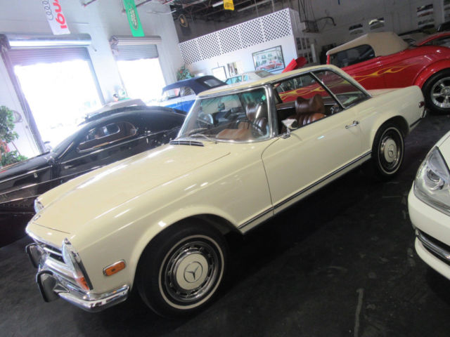 1971 TAN Mercedes-Benz SL-Class Convertible