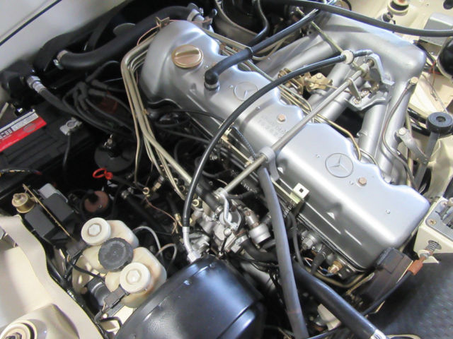 1971 TAN Mercedes-Benz SL-Class Convertible