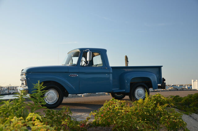 1965 Ford F-100