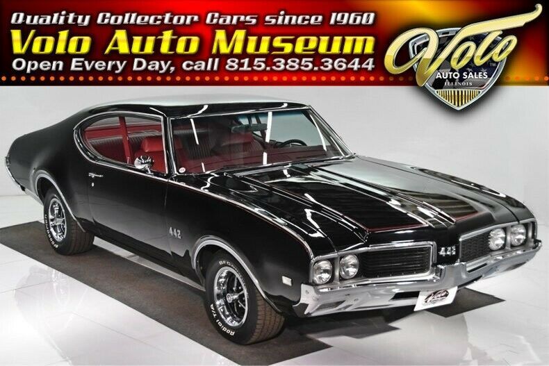 1969 Black Oldsmobile 442 Hardtop
