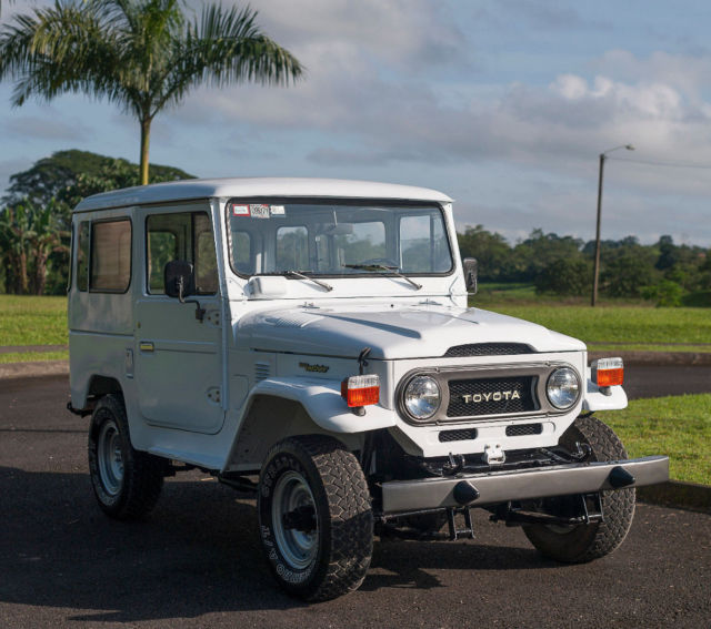 1973 White Toyota Land Cruiser