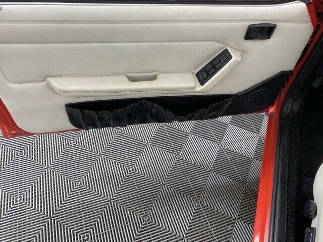 1992 -- Ford Mustang 2D Convertible