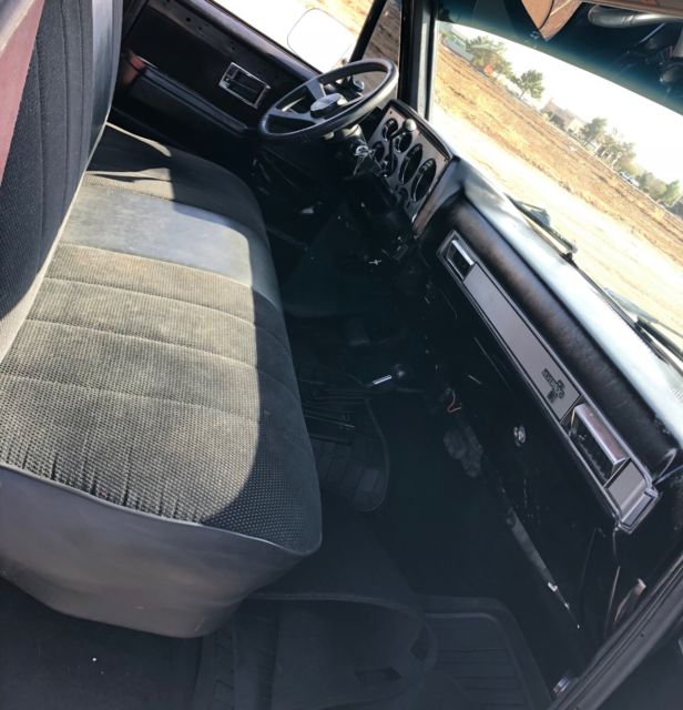 1985 Black Chevrolet C-10