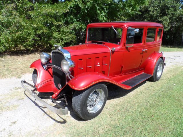 1932 Burgundy Chevrolet Confederate U/K
