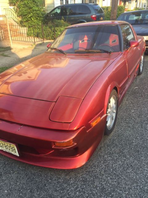 1985 Red Mazda RX-7 Coupe