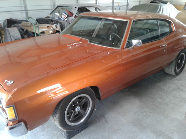 1972 Orange Chevrolet Chevelle Coupe