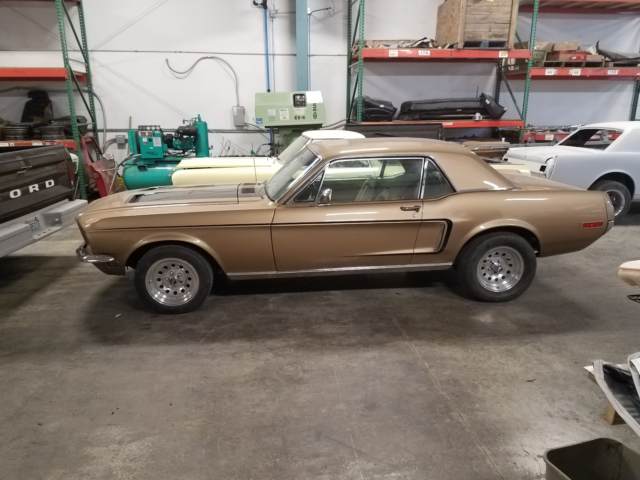 1968 Gold Ford Mustang