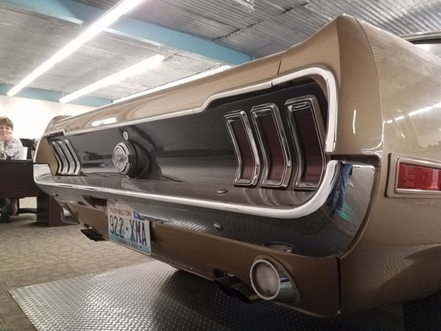 1968 Gold Ford Mustang