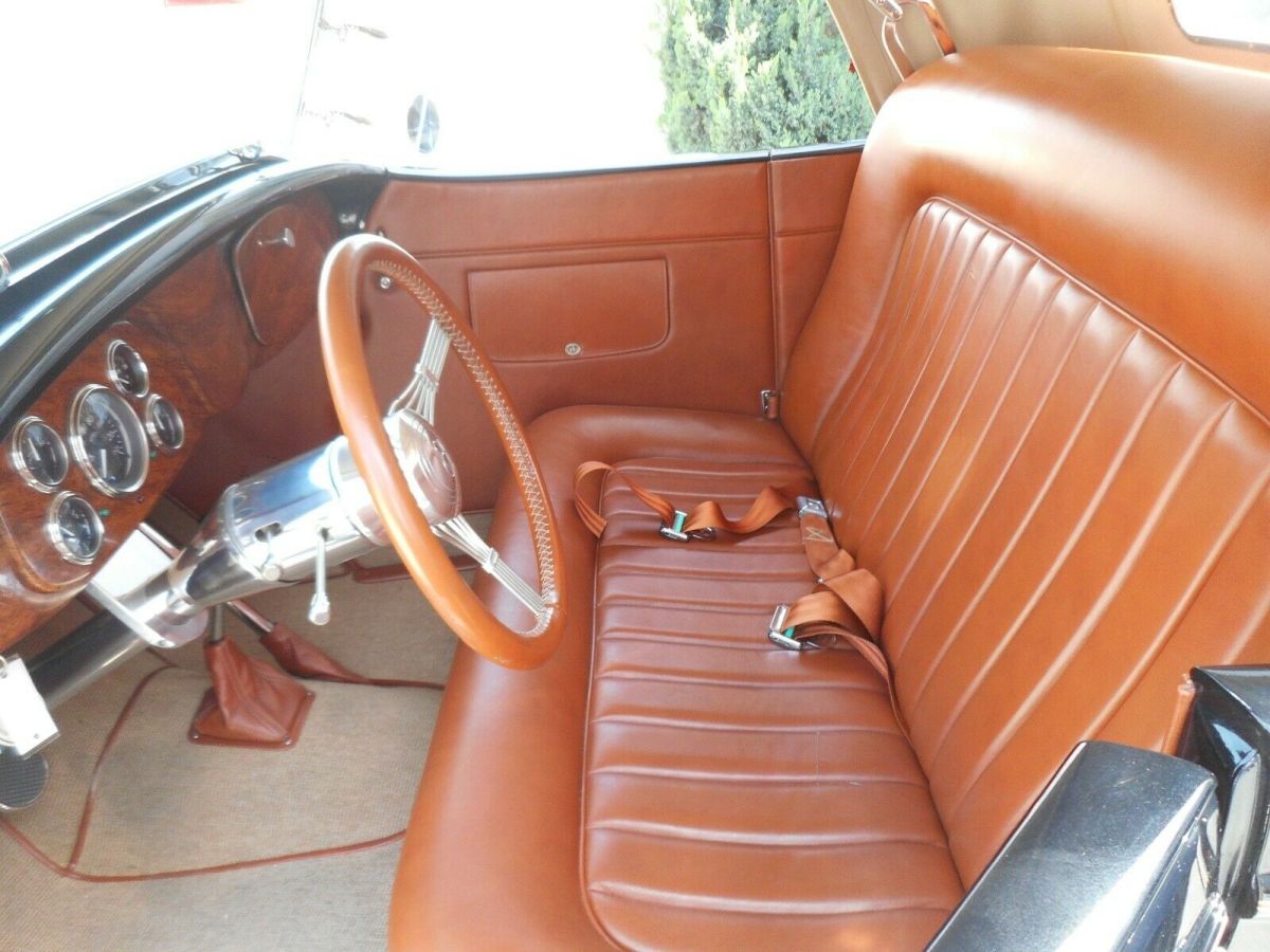 1933 Tan Ford Roadster Convertible