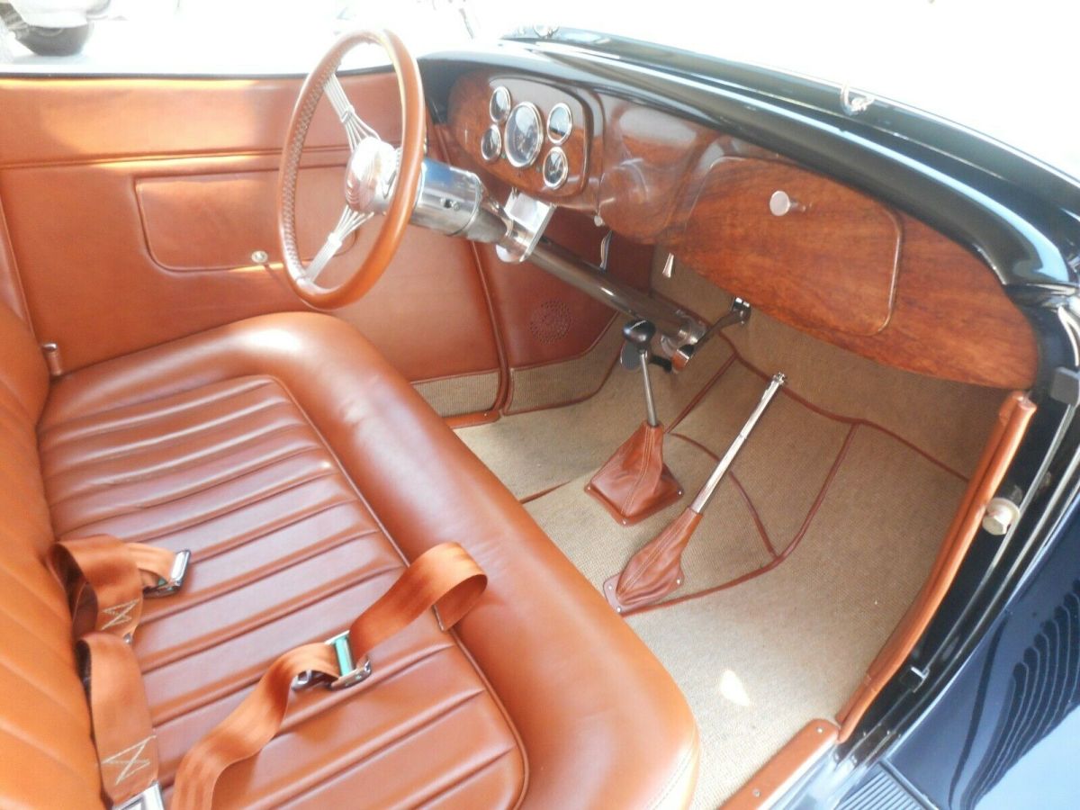 1933 Tan Ford Roadster Convertible