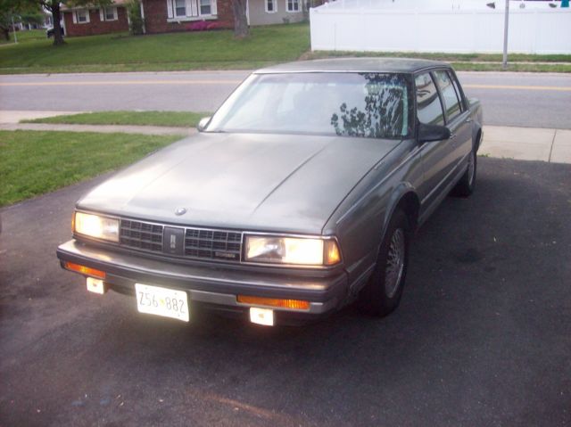 1987 Silver Oldsmobile Ninety-Eight Sedan