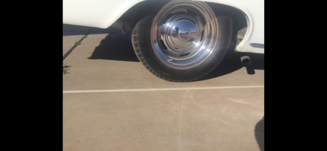 1962 White Chevrolet Impala Coupe