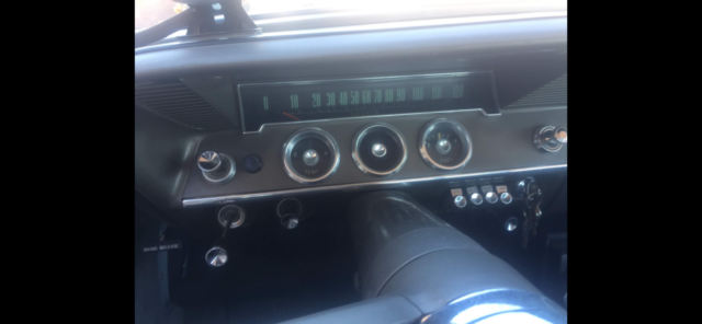 1962 White Chevrolet Impala Coupe