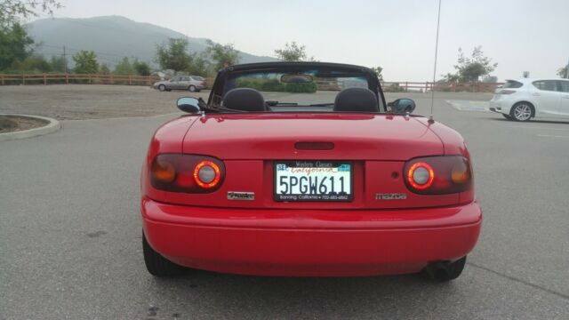 1992 Red Mazda MX-5 Miata Convertible