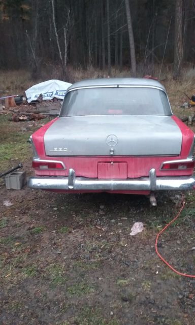 1961 Red Mercedes-Benz 200-Series Sedan