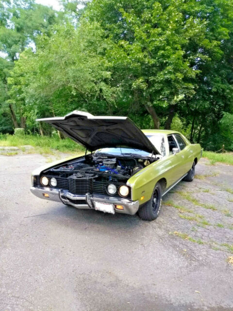 1972 Green Ford Galaxie 4 Door