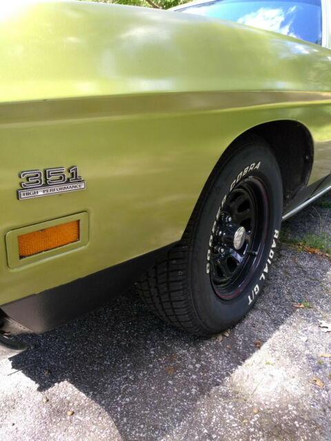 1972 Green Ford Galaxie 4 Door