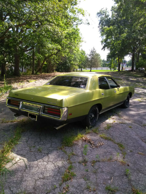1972 Green Ford Galaxie 4 Door