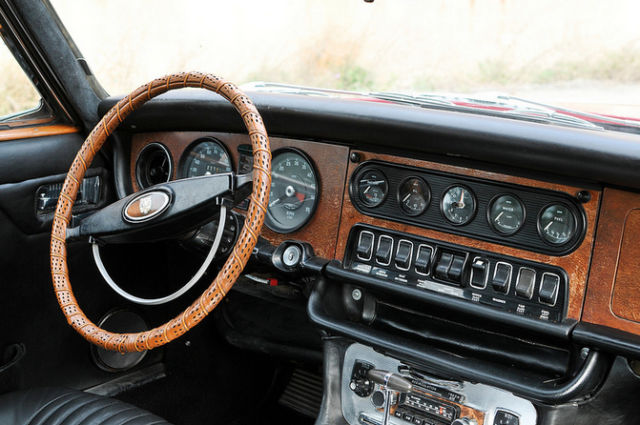 1973 Burgundy Jaguar XJ6 Sedan