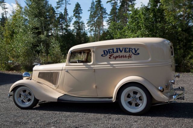 1934 cream Ford Sedan Delivery Sedan Delivery