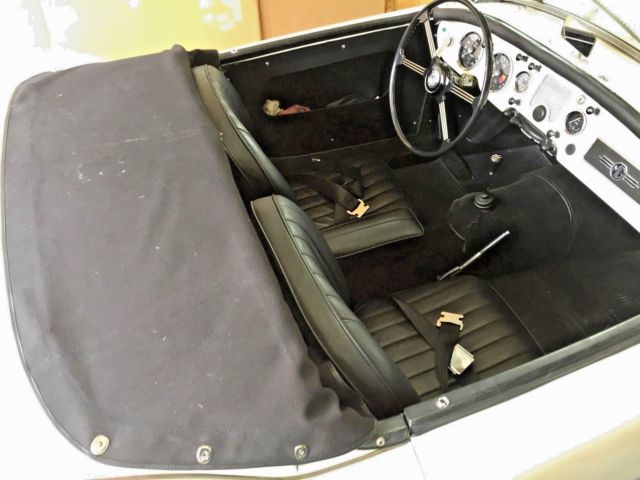 1958 cream MG MGA Convertible