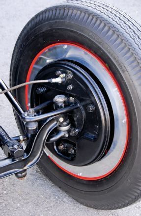 1927 Black Ford Model T Zipper (Fiberglass)