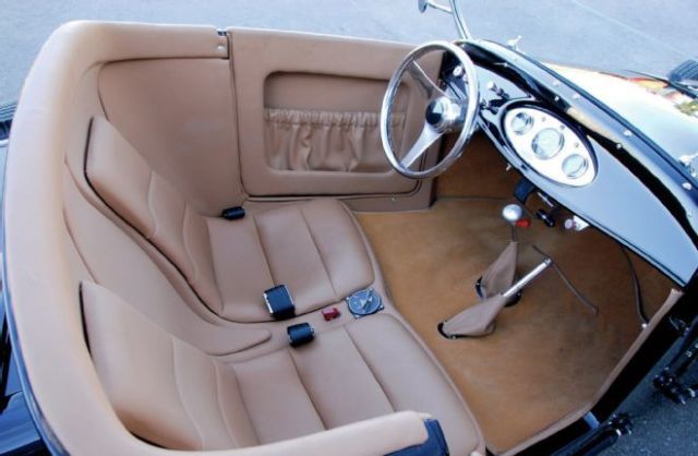 1927 Black Ford Model T Zipper (Fiberglass)