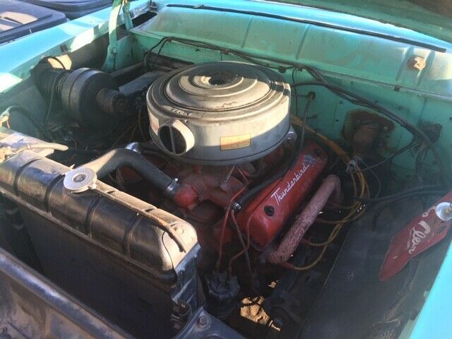 1955 Sea Spirit Green over Snowshoe white Ford Fairlane Sedan