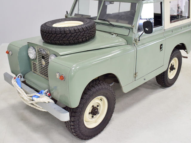 1968 Safari Green Land Rover Series IIA