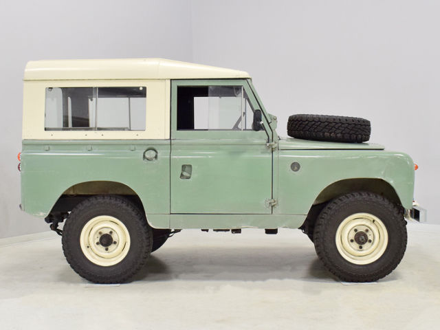 1968 Safari Green Land Rover Series IIA