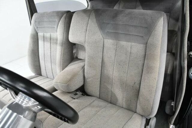 1940 Black Chevrolet Deluxe Sedan