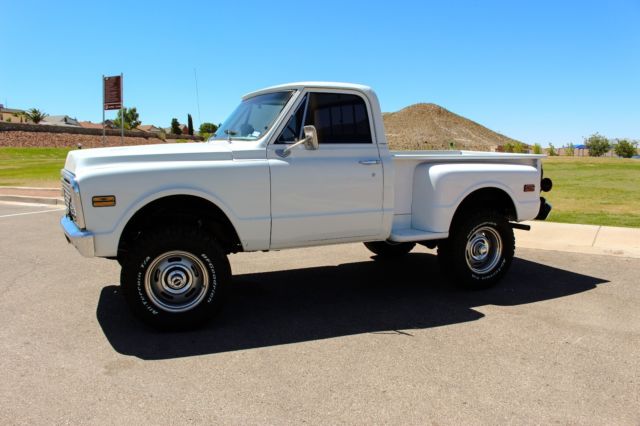 1971 White Chevrolet C-10 Standard Cab Pickup
