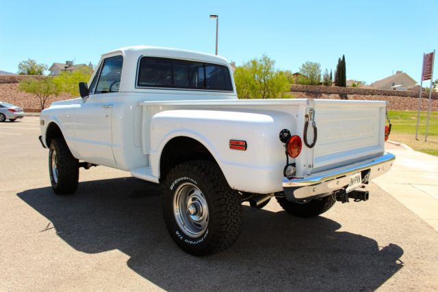 1971 White Chevrolet C-10 Standard Cab Pickup