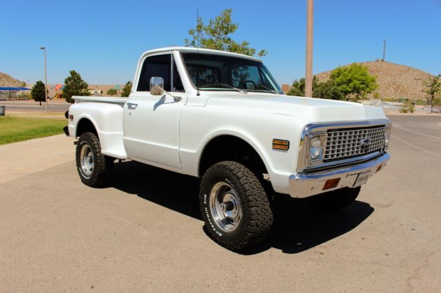 1971 White Chevrolet C-10 Standard Cab Pickup