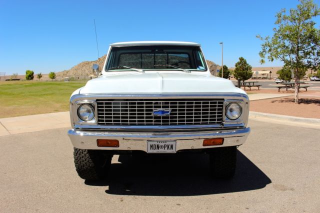 1971 White Chevrolet C-10 Standard Cab Pickup