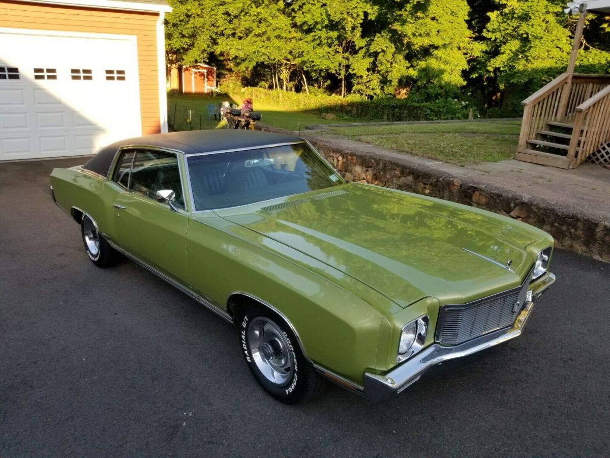 1971 Green Chevrolet Monte Carlo