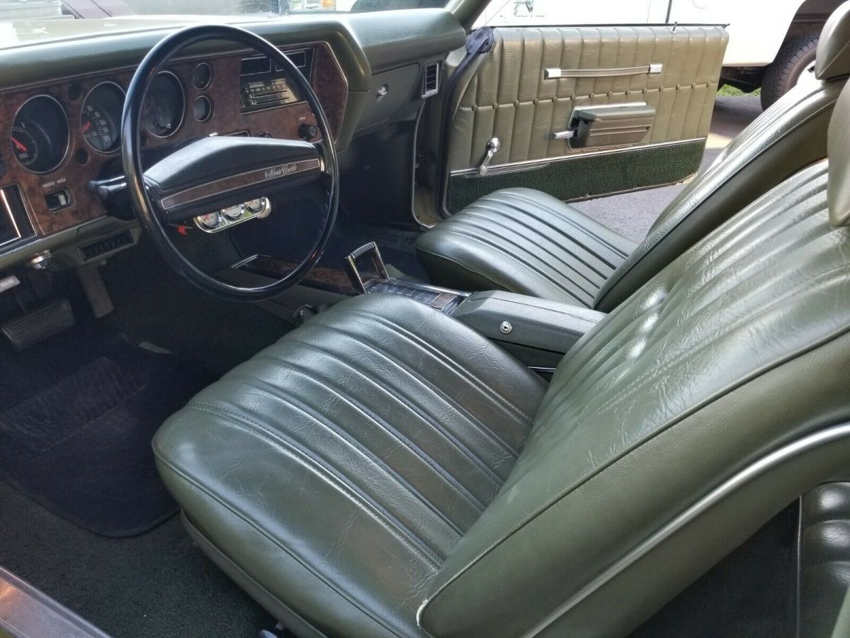 1971 Green Chevrolet Monte Carlo