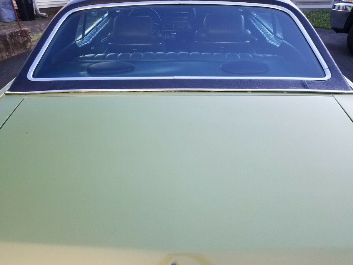 1971 Green Chevrolet Monte Carlo