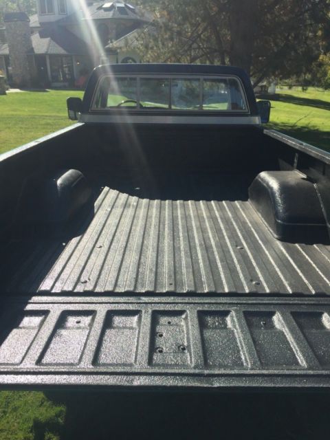 1979 Blue GMC Sierra 2500 Cab & Chassis